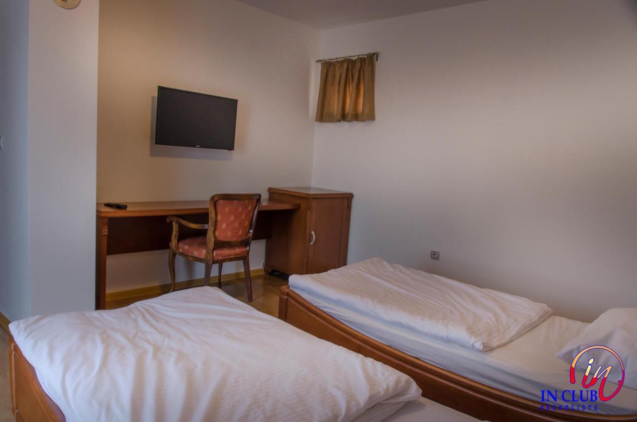 Apartment And Rooms In Club Indija Zewnętrze zdjęcie