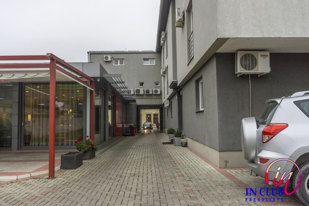 Apartment And Rooms In Club Indija Zewnętrze zdjęcie