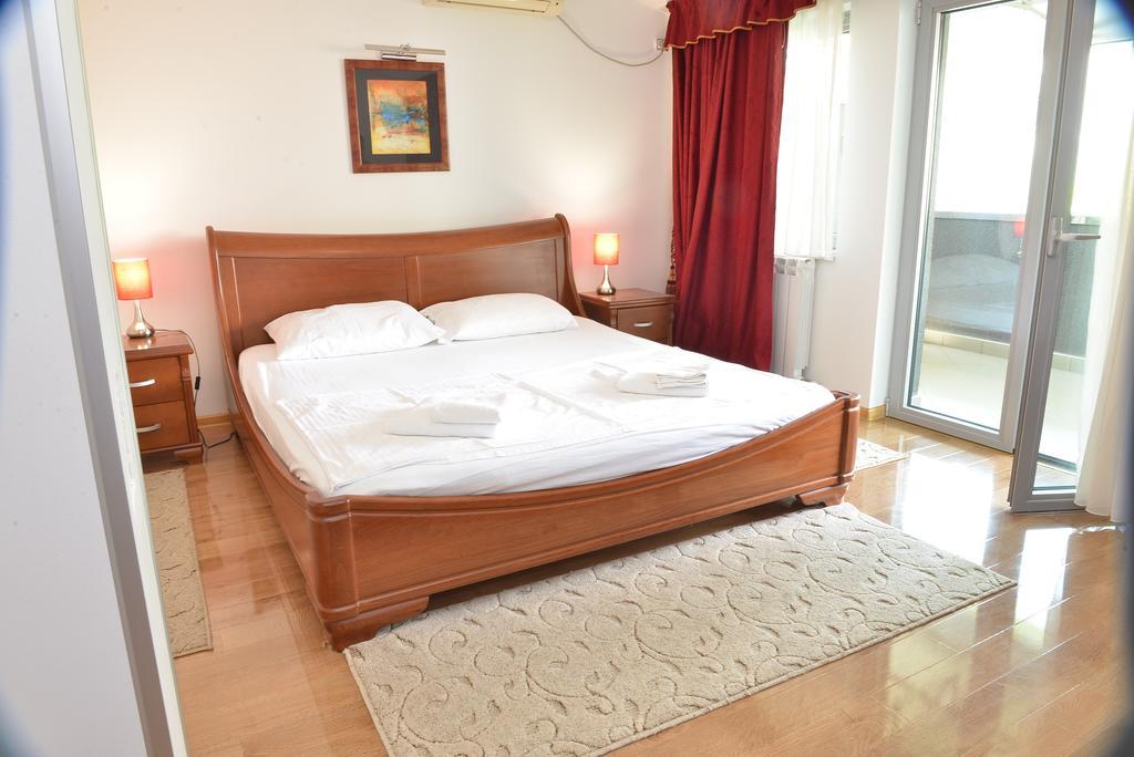 Apartment And Rooms In Club Indija Zewnętrze zdjęcie